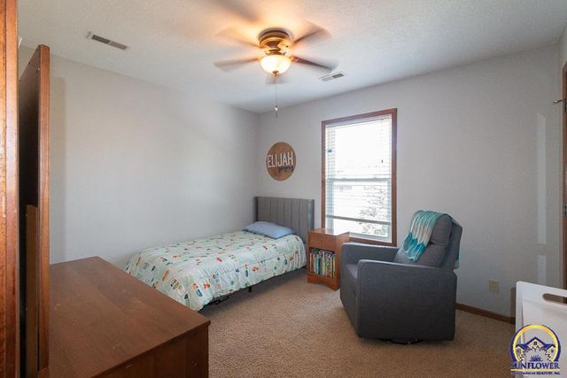 7628 SW 28th TER, Topeka, KS 66614