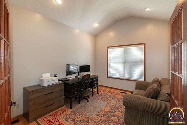 7628 SW 28th TER, Topeka, KS 66614