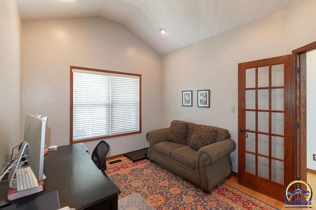 7628 SW 28th TER, Topeka, KS 66614