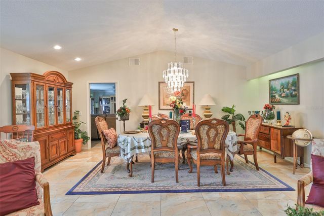 2106 W VIEW DRIVE, Sun City Center, FL 33573