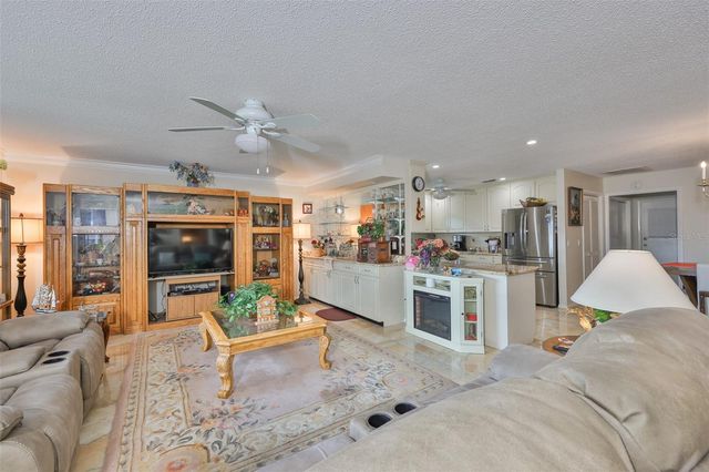 2106 W VIEW DRIVE, Sun City Center, FL 33573