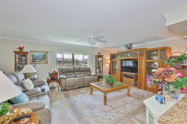 2106 W VIEW DRIVE, Sun City Center, FL 33573