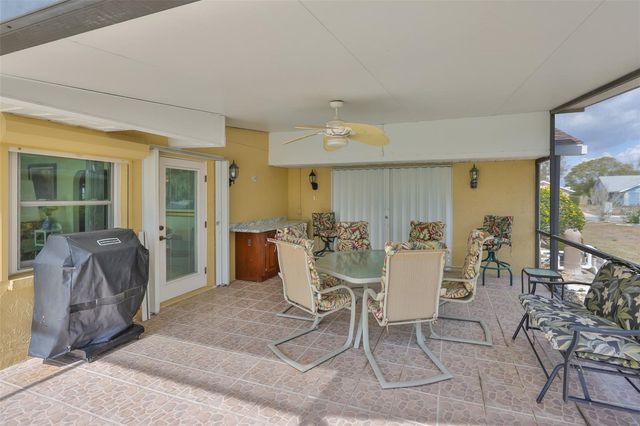 2106 W VIEW DRIVE, Sun City Center, FL 33573