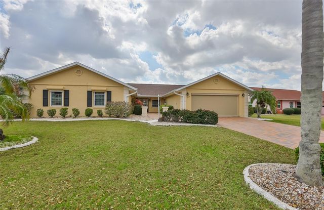 2106 W VIEW DRIVE, Sun City Center, FL 33573