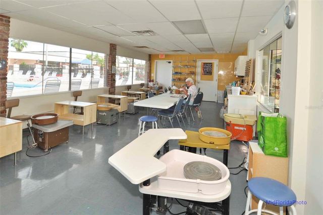 2106 W VIEW DRIVE, Sun City Center, FL 33573