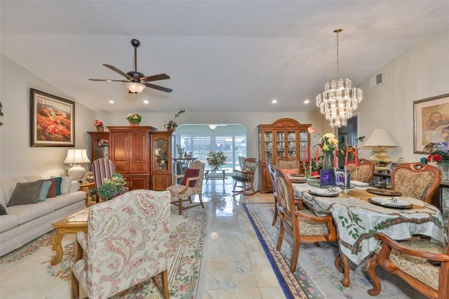 2106 W VIEW DRIVE, Sun City Center, FL 33573