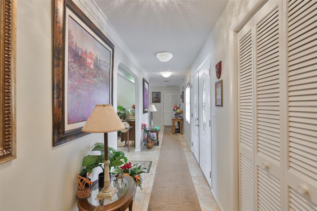 Image 13 of property listing at 2106 W VIEW DRIVE, Sun City Center, FL 33573