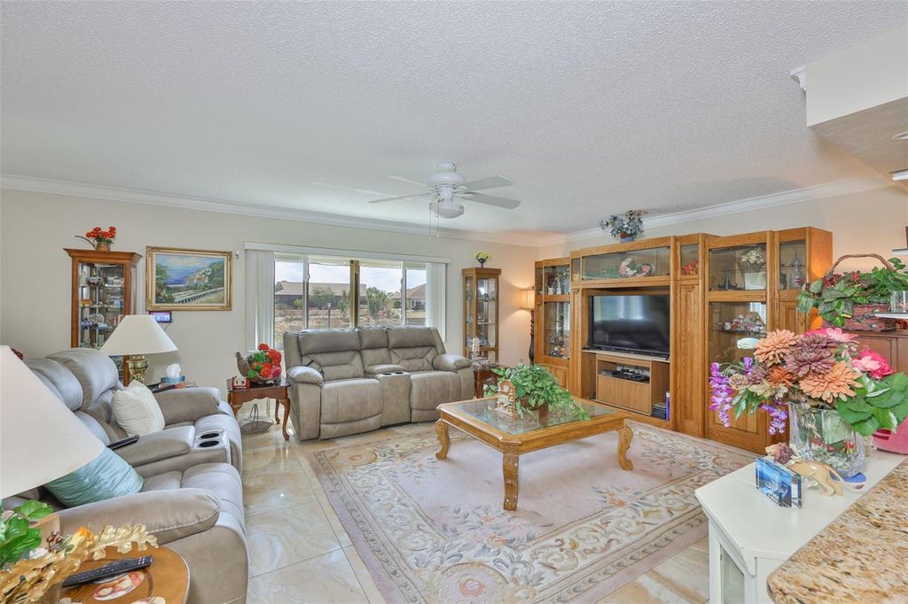 Image 22 of property listing at 2106 W VIEW DRIVE, Sun City Center, FL 33573