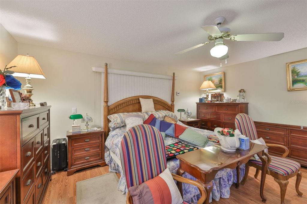 Image 27 of property listing at 2106 W VIEW DRIVE, Sun City Center, FL 33573