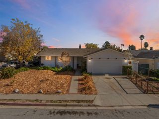 120 Corinne Ave, Santa Cruz, CA 95065