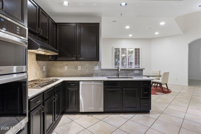 20802 N GRAYHAWK Drive 1181, Scottsdale, AZ 85255