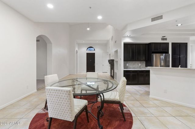 20802 N GRAYHAWK Drive 1181, Scottsdale, AZ 85255