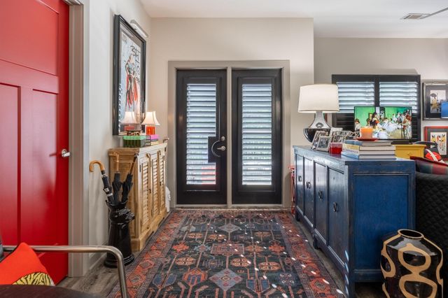 782 Riverfront Pkwy Apt 409, Chattanooga, TN 37402