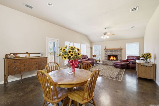 327 BONNER BLVD, New Braunfels, TX 78130