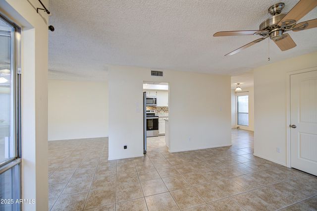 12221 S PAIUTE Street, Phoenix, AZ 85044