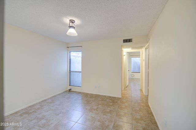 12221 S PAIUTE Street, Phoenix, AZ 85044