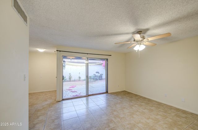 12221 S PAIUTE Street, Phoenix, AZ 85044