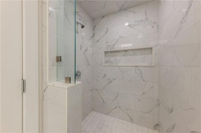 5104 Woodmoor DR, Austin, TX 78721