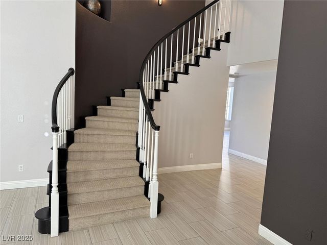 8218 Mount Nido Drive, Las Vegas, NV 89147