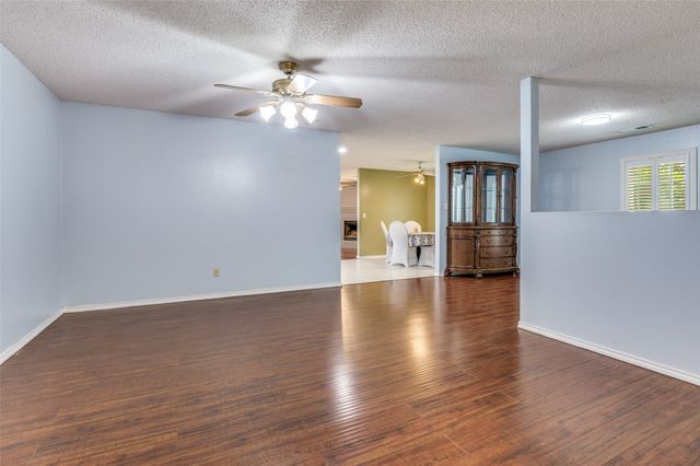 528 Lester Street, Lewisville, TX 75057