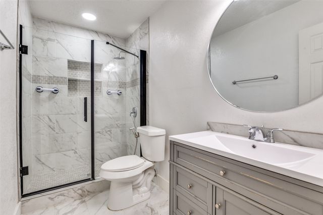 528 Lester Street, Lewisville, TX 75057