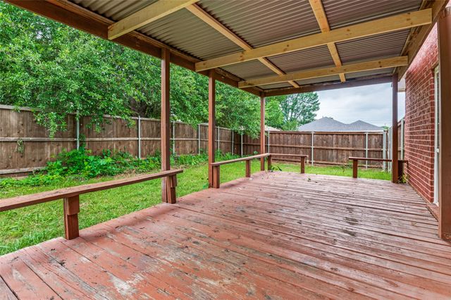 528 Lester Street, Lewisville, TX 75057