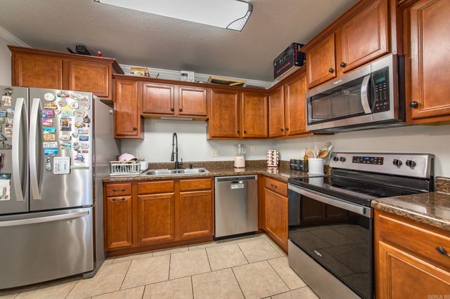 105 Earnhardt Cir, Cabot, AR 72023