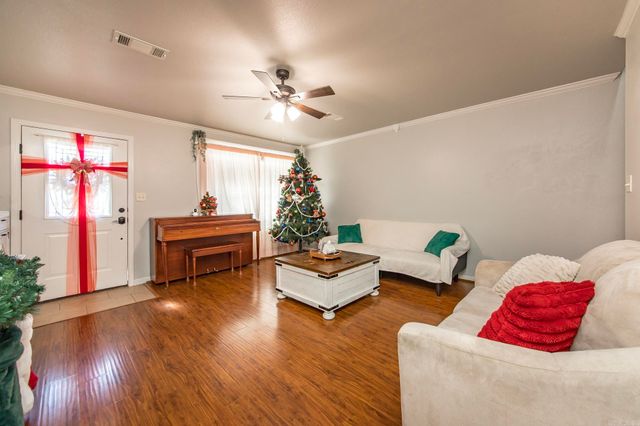 105 Earnhardt Cir, Cabot, AR 72023