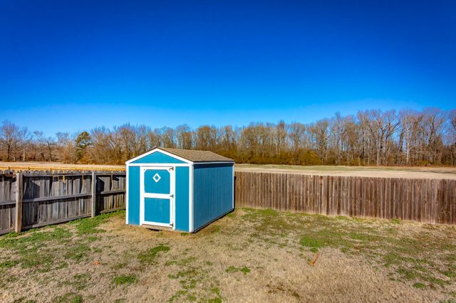 105 Earnhardt Cir, Cabot, AR 72023