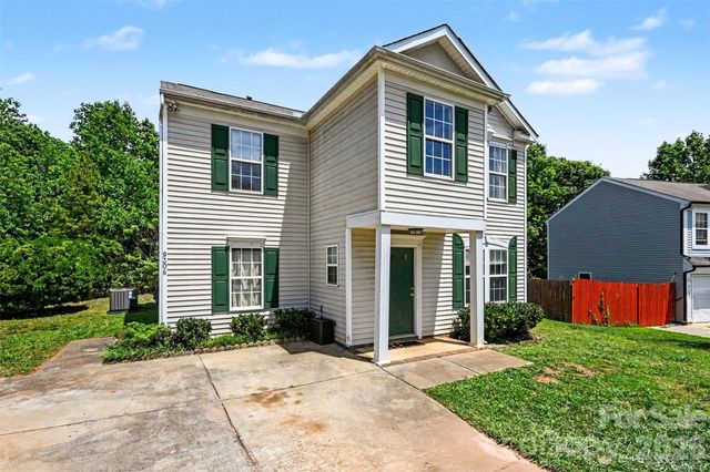 9306 Tiger Lily Lane, Charlotte, NC 28215