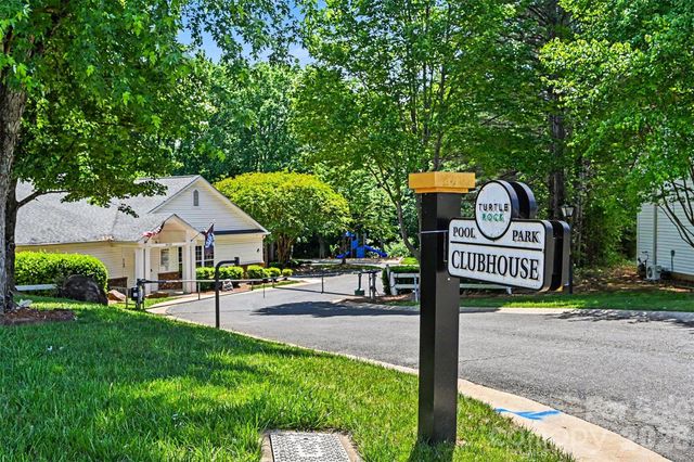 9306 Tiger Lily Lane, Charlotte, NC 28215