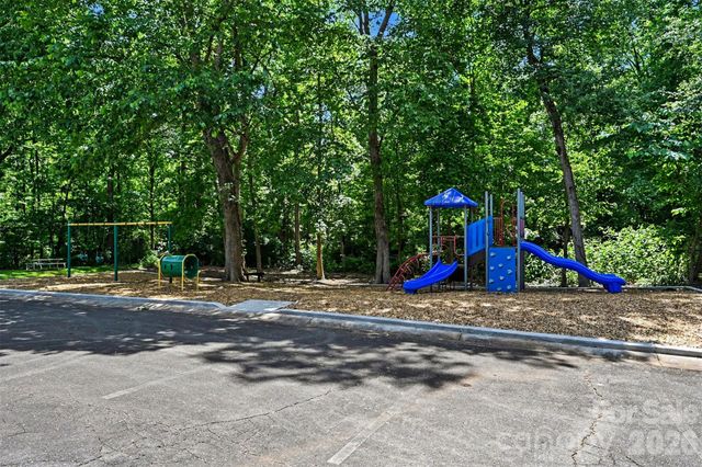 9306 Tiger Lily Lane, Charlotte, NC 28215