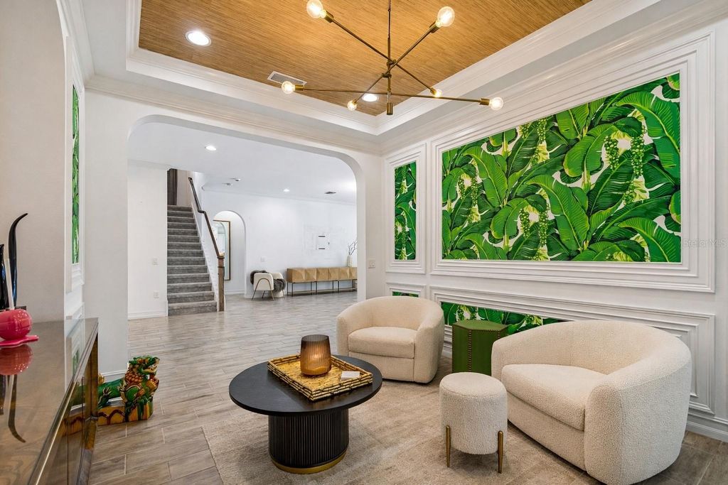 Image 12 of property listing at 18316 LEAFMORE STREET, Lutz, FL 33548