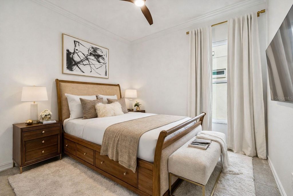 Image 16 of property listing at 18316 LEAFMORE STREET, Lutz, FL 33548