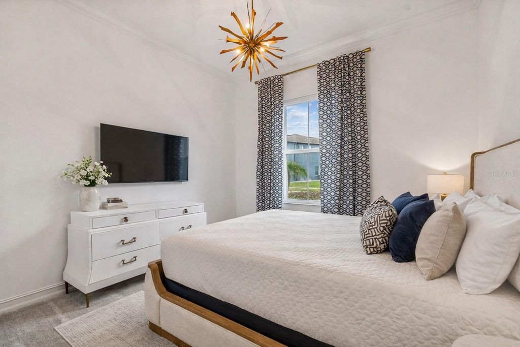 Image 18 of property listing at 18316 LEAFMORE STREET, Lutz, FL 33548