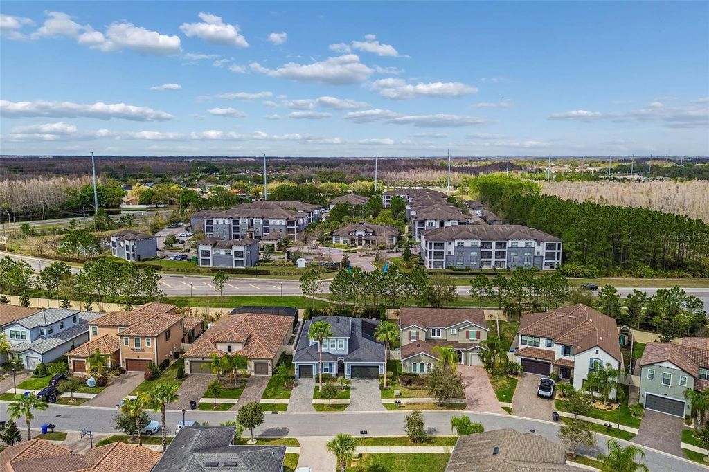 Image 38 of property listing at 18316 LEAFMORE STREET, Lutz, FL 33548