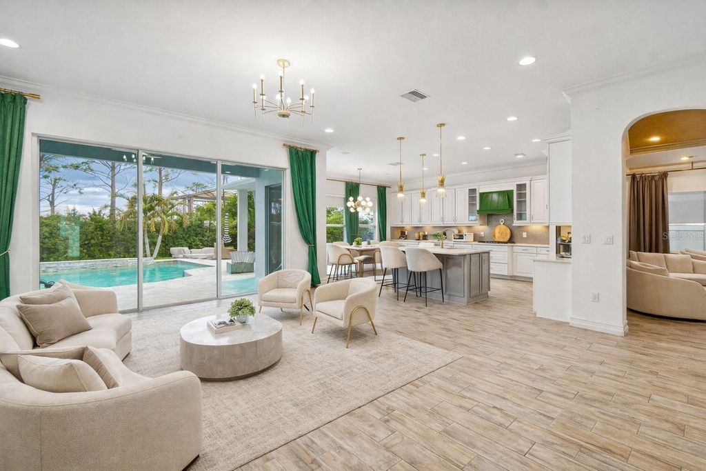 Image 6 of property listing at 18316 LEAFMORE STREET, Lutz, FL 33548