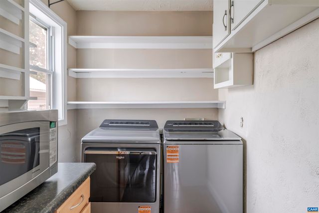 424 OAK AVE, Waynesboro, VA 22980