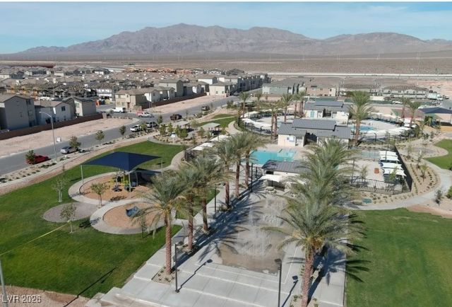 2681 Tuxedo Black Court, North Las Vegas, NV 89086