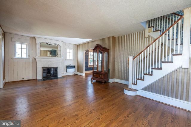 160 MARNE AVE, Haddonfield, NJ 08033