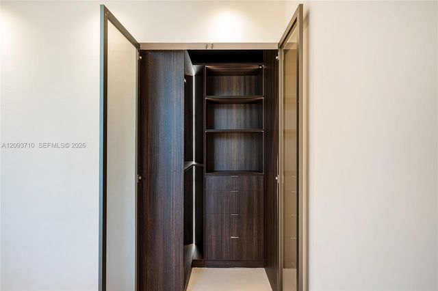 1428 West Avenue 201, Miami Beach, FL 33139