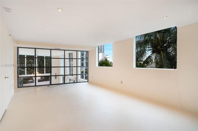 1428 West Avenue 201, Miami Beach, FL 33139