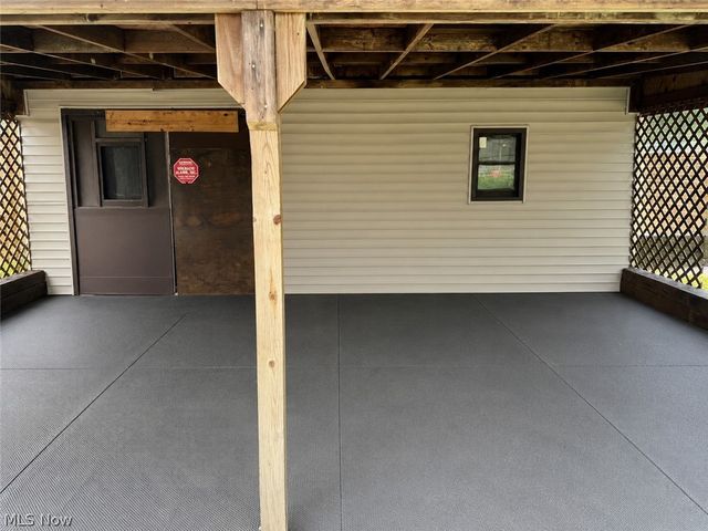 2108 Clermont Avenue NE, Warren, OH 44484