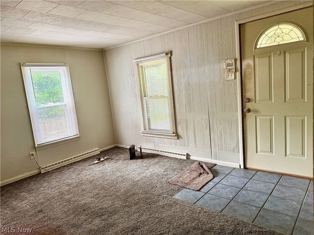 2108 Clermont Avenue NE, Warren, OH 44484