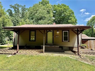 2108 Clermont Avenue NE, Warren, OH 44484