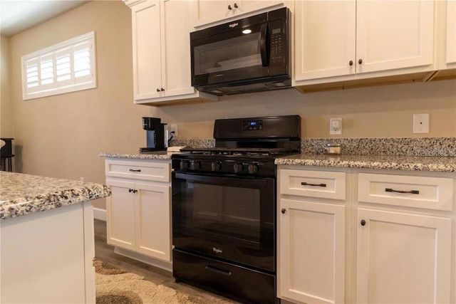 24650 SW 17TH PLACE, Newberry, FL 32669
