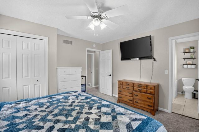 332 Sunny Lane Street, Denver, IA 50622