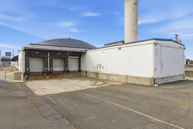 1300 Court Street, Medford, OR 97501