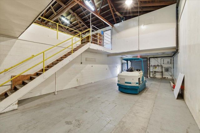 1300 Court Street, Medford, OR 97501