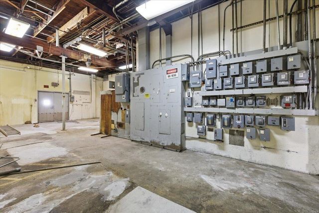 1300 Court Street, Medford, OR 97501